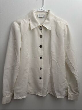 Vintage-Inspired Cream Button-Front Blouse